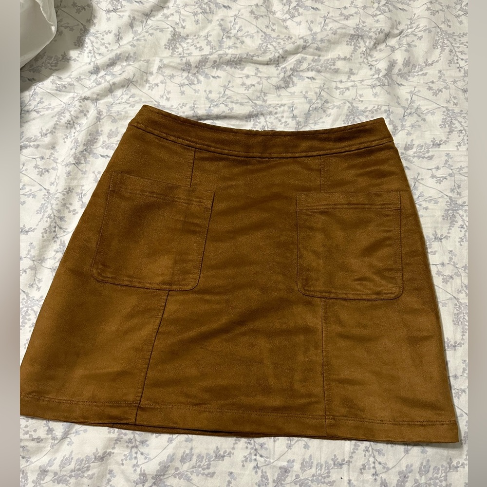 Old navy zip up suede skirt
